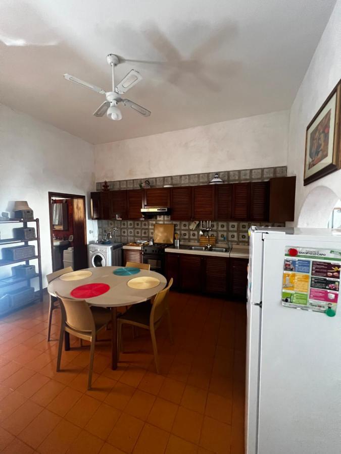 La Casa Di Luciano San Vito Lo Capo Centro Appartement Buitenkant foto